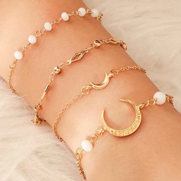 Nikkiwallflower Jewelry - *Chenault* Bracelet Set